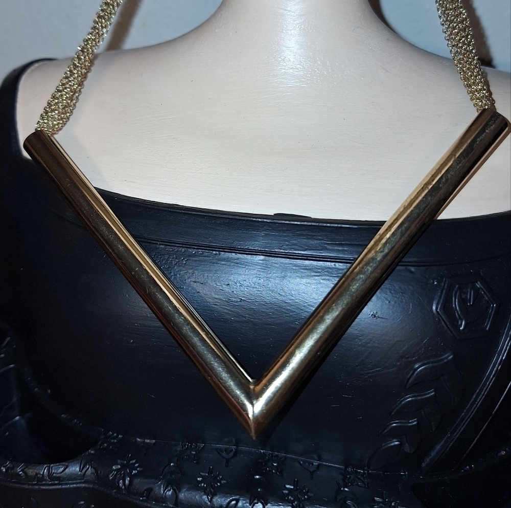 Gold V Layer Chain Necklace - Picture 2 of 4